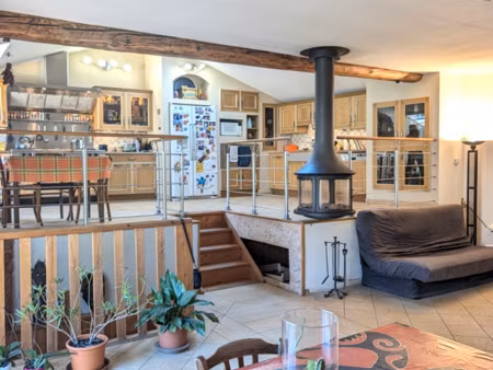 maison 6 pièces - 200 m²