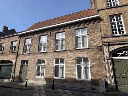 huis te huur in veurne met 2 slaapkamers