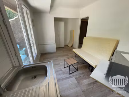 vente immeuble 180 m² nîmes (30900)