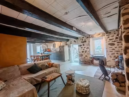 maison en pierre de 80 m²