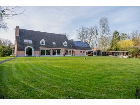 villa te koop in kapellen