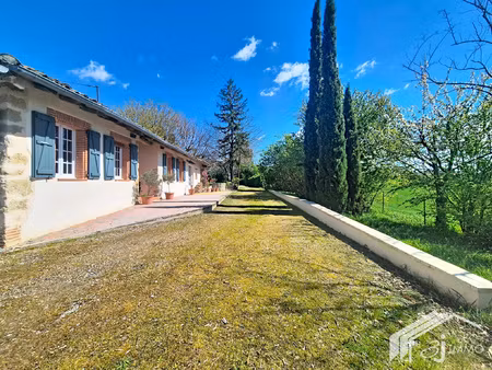 propriété d'exception le castera