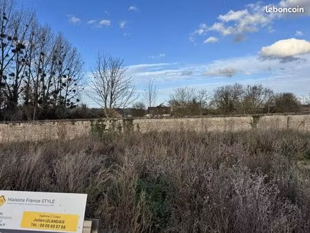 terrain 300 m² argences