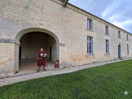 un petit bout d'histoire de 63m²