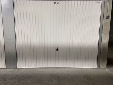 location parking cavalaire sur mer 83240