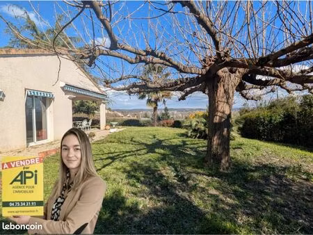 villa 4 pièces 107 m²