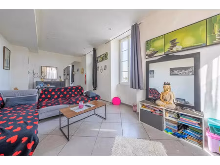 vente maison 4 pièces 166 m² à montendre (17130)  240 000 €