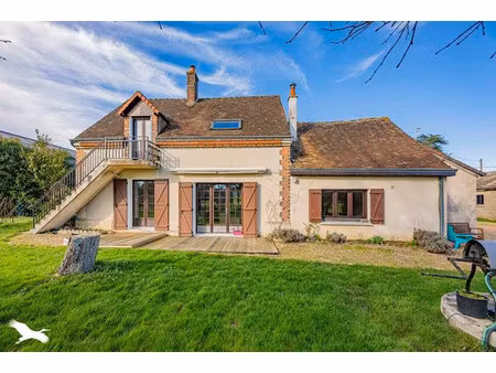 vente maison 6 pièces 150 m² à saint-nicolas-des-motets (37110)  244 950 €