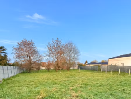 vente terrain à bâtir 812 m²