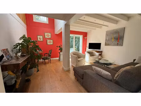 vente maison 9 pièces  219.73m²  nantes