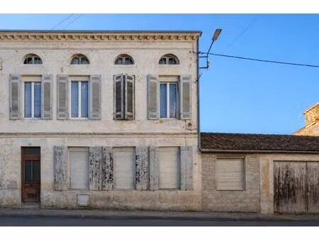 maison de caractère avec verrière - dépendances - fort potentiel ?124 m2 - 5 minutes de la