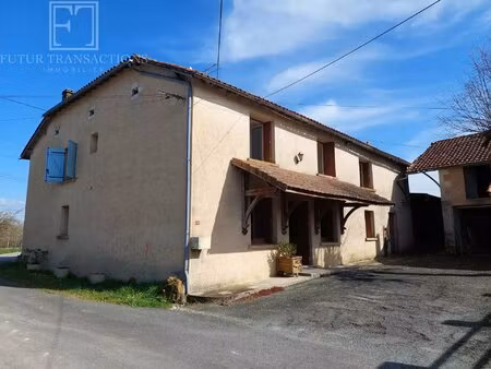 maison avec 2 logements possibles et dépendances