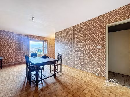 maison de ville de 60m2 à rénover