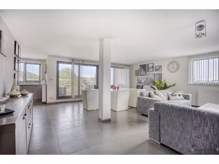 appartement te koop in leopoldsburg met 3 slaapkamers