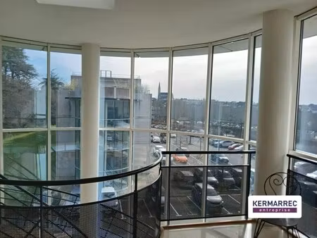 location bureaux 141 m²