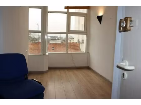 vente local d'activités 60 m²