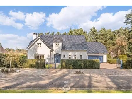 ruim ingedeelde villa