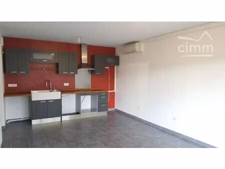 location appartement 3 pièces 58 m² à peyrolles-en-provence (13860)