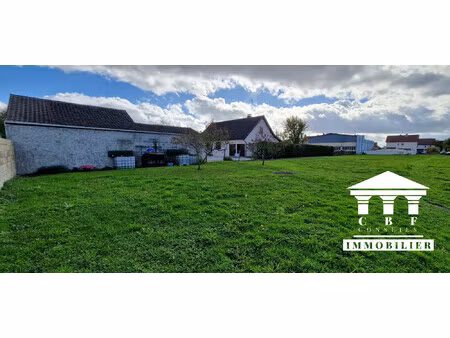 terrain constructible à saint marcel 71380