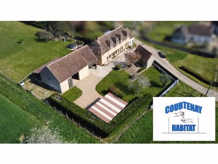 vente maison 8 pièces 217 m² à chantecoq (45320)  315 000 €