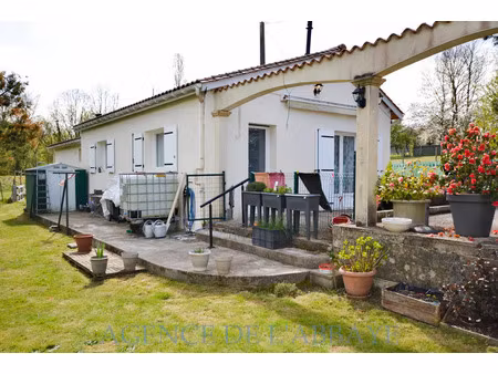 vente maison saintes 17100 - - surface privée