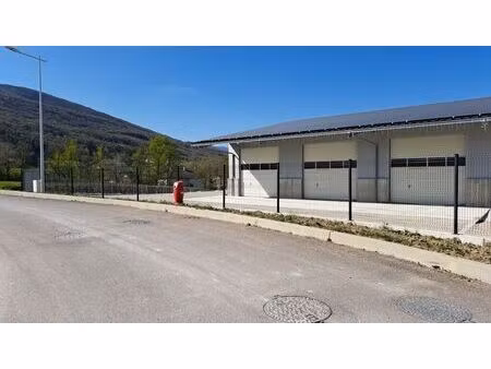 location local d’activités corbonod 01420 387m²