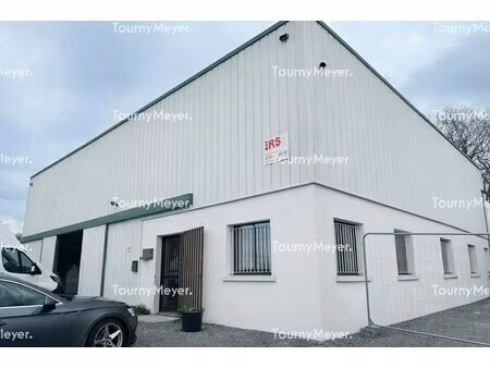 location local d'activités 480 m²