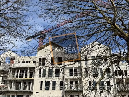 location local professionnel 367m² serris 77700