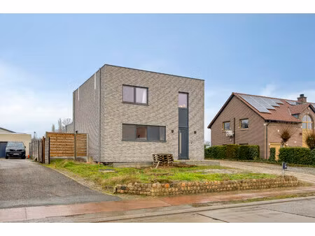 huis te koop in kortenaken met 3 slaapkamers