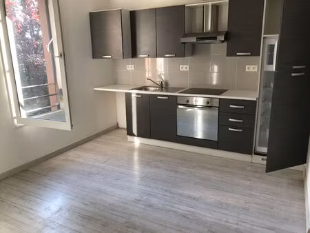 location appartement 1 pièce  30.00m²  éragny