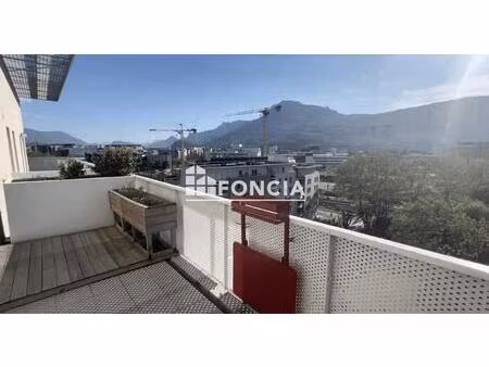 superbe t3 terrasse garage