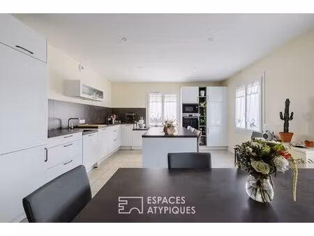 confortable maison familiale avec piscine et studio indépendant