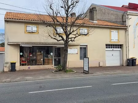 maison de ville avec local commercial