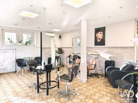 vente bureaux et commerces à terrasson-lavilledieu (24120) : à vendre / 55m² terrasson-lav