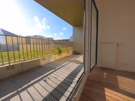 appartement 3 pièces avec terrasse ? au coeur de la vie romainvilloise (zac de l'horloge)