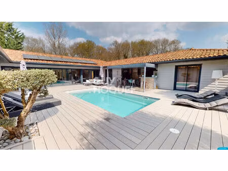 maison contemporaine d'exception - quartier du lac