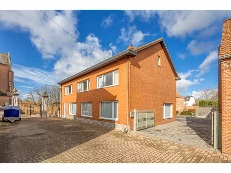 huis te koop in hoogstraten met 5 slaapkamers