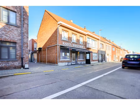 commercieel te koop in beveren