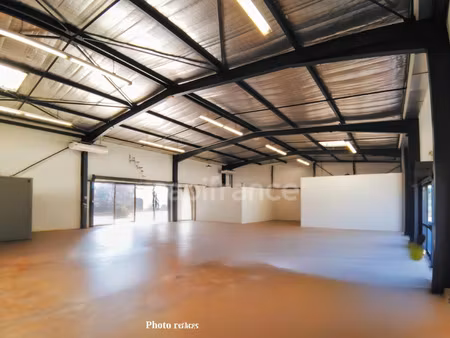 local professionnel à louer nimes 3 pièce(s) 350m2 5 000€/mois ht/hc