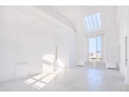 exceptionnel : un double atelier rue des beaux-arts