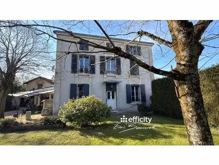 maison 9 pièces - 235 m²