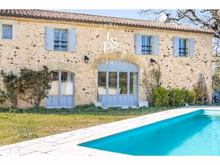 belle maison en pierre restaurée secteur monpazier avec piscine