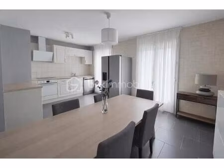 maison de 85 m² à livry-louvercy