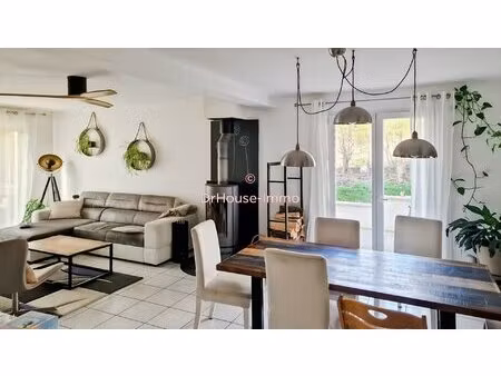 maison familiale au calme 115 m² terrain arboré trévoux