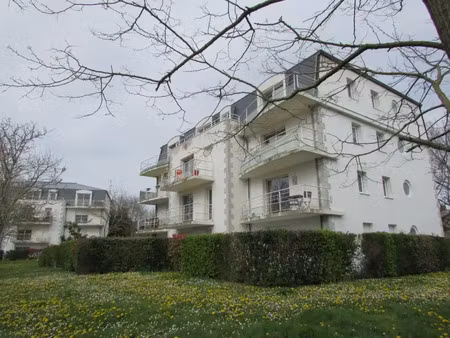 location appartement 3 pièces à concarneau (29900) : à louer 3 pièces / 65m² concarneau