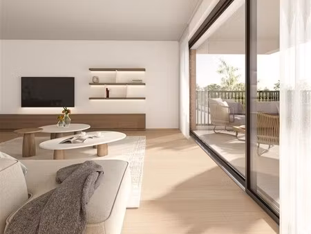 appartement te koop in oostakker met 3 slaapkamers