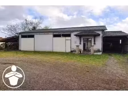 entrepôt spacieux à villeneuve-sur-lot