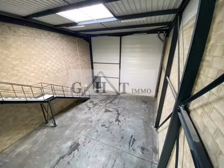 location local industriel 270 m² à montmagny (95360)