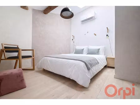 vente maison 8 pièces 207 m² entre-vignes (34400)