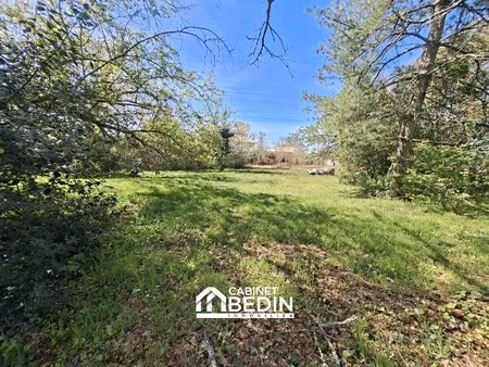 terrain 1334 8 m²